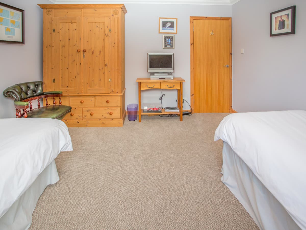 Tanglewood, listing photograph 11