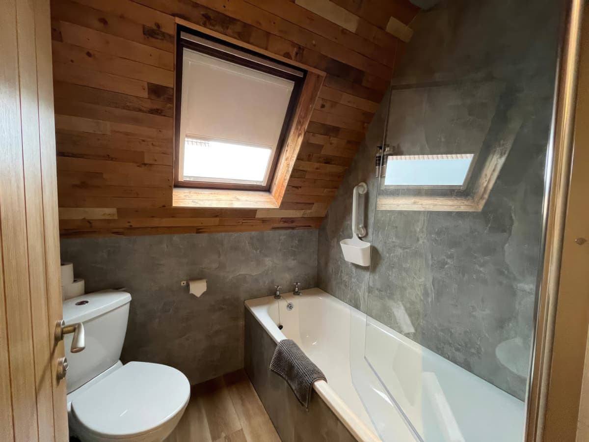 Kylesku Lodges - Sandwood, listing photograph 11