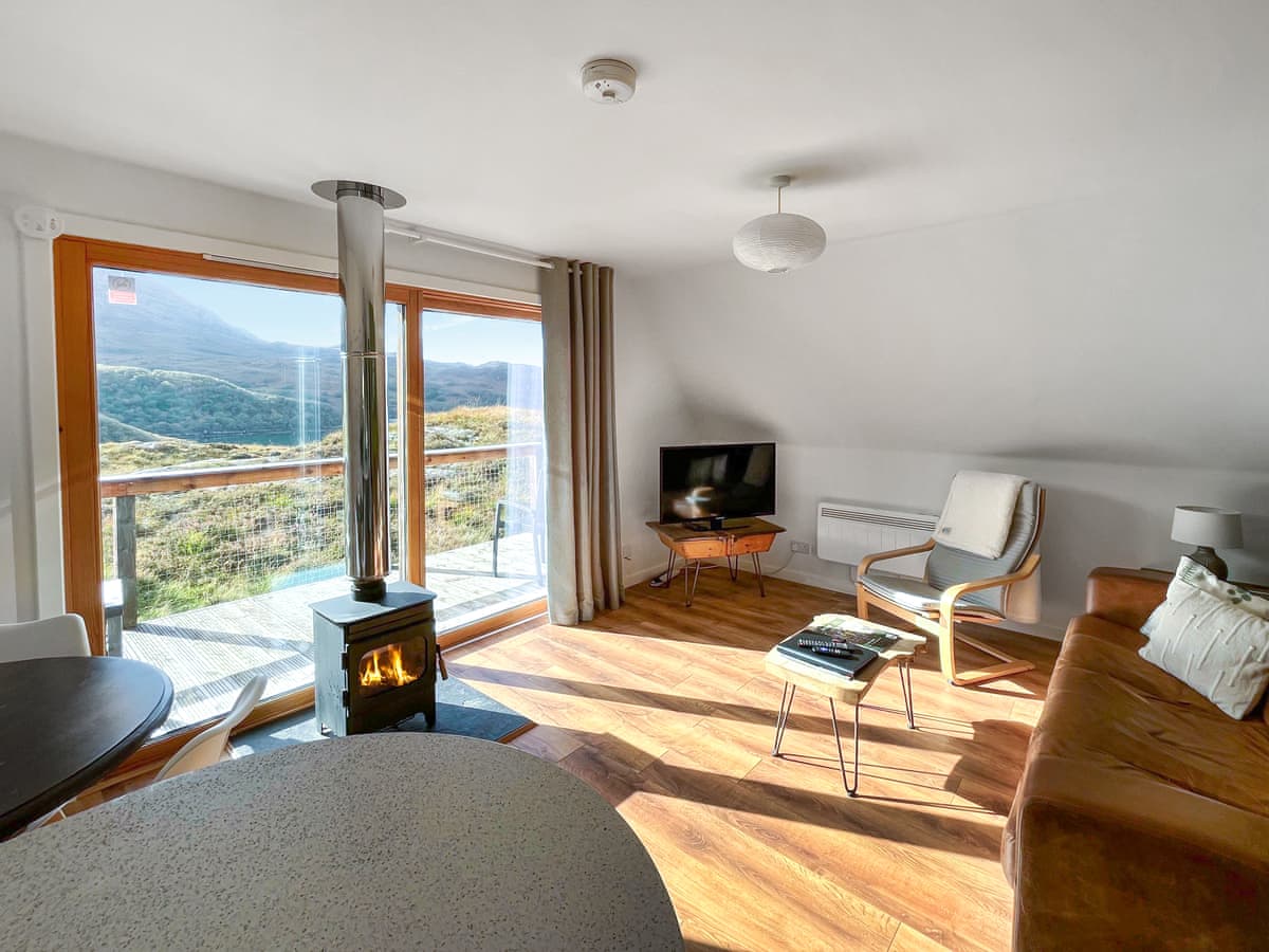 Kylesku Lodges - Torrin, listing photograph 4
