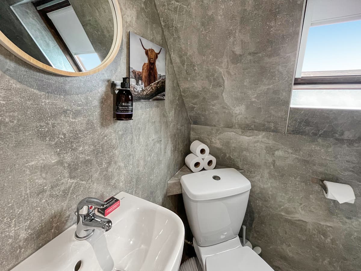 Kylesku Lodges - Torrin, listing photograph 11