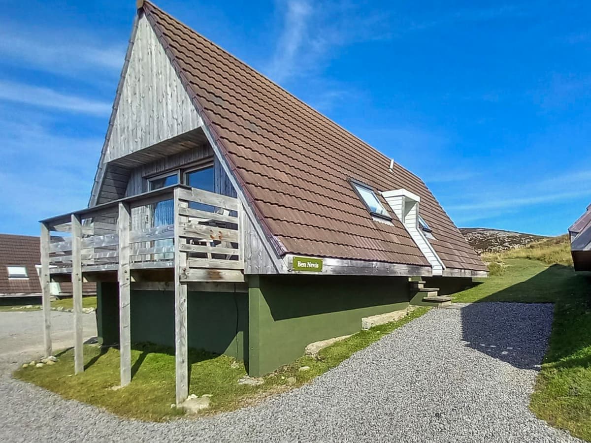 Kylesku Lodges - Ben Nevis, listing photograph 2
