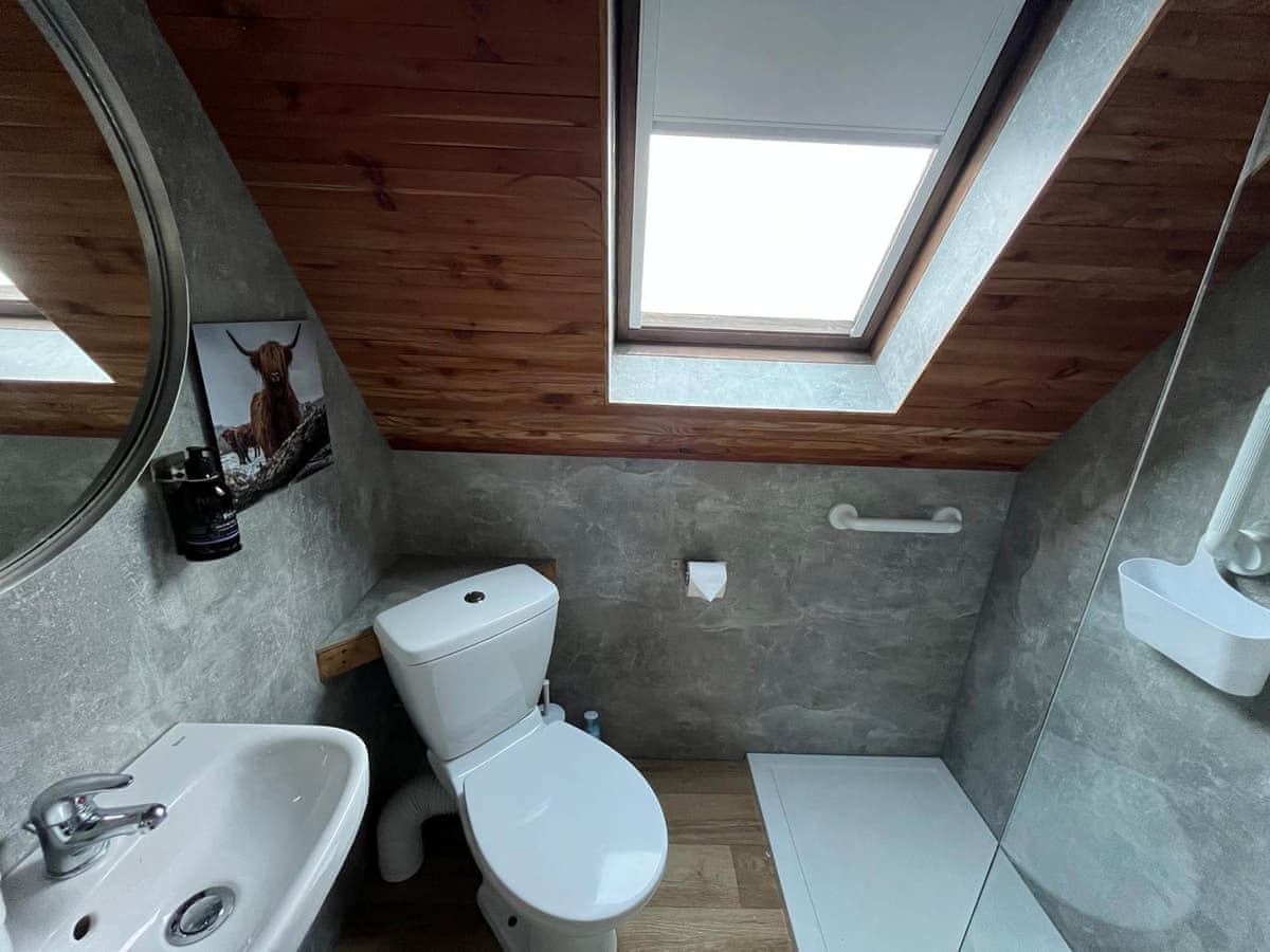 Kylesku Lodges - Ben Nevis, listing photograph 9