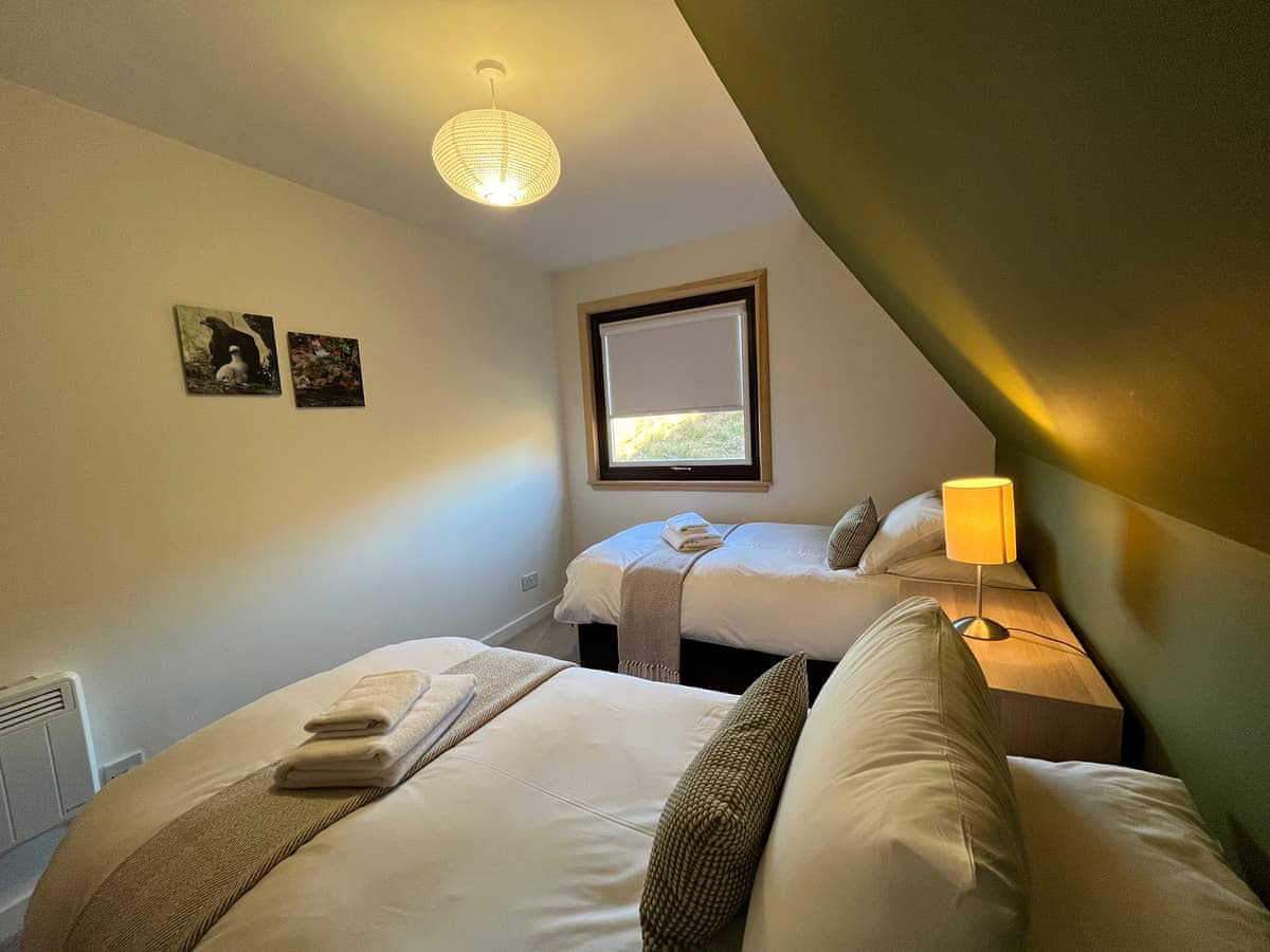 Kylesku Lodges - Steall Gorge, listing photograph 12