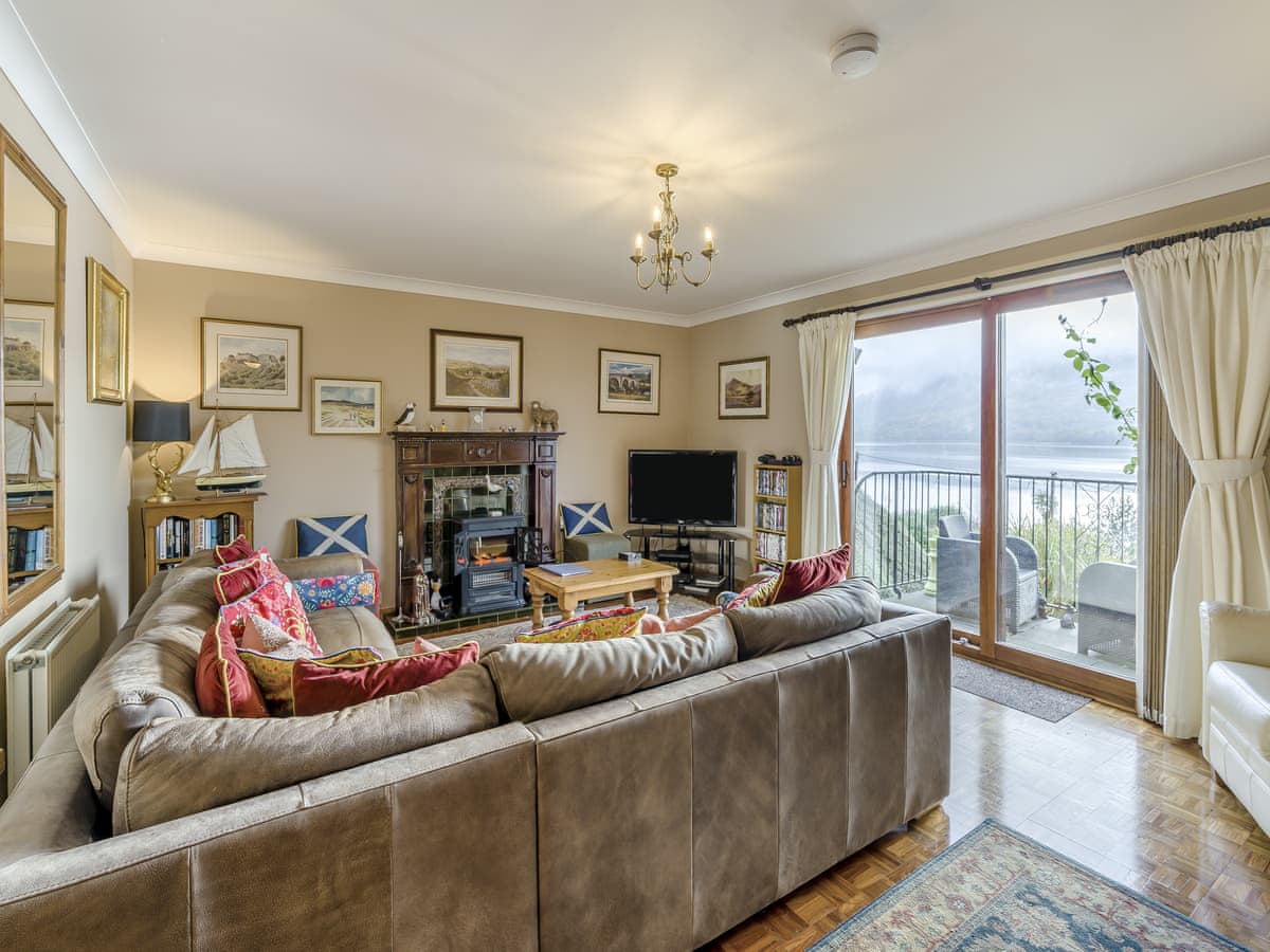 Lochside View, listing photograph 2