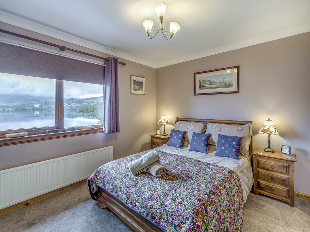 Lochside View, listing photograph 10