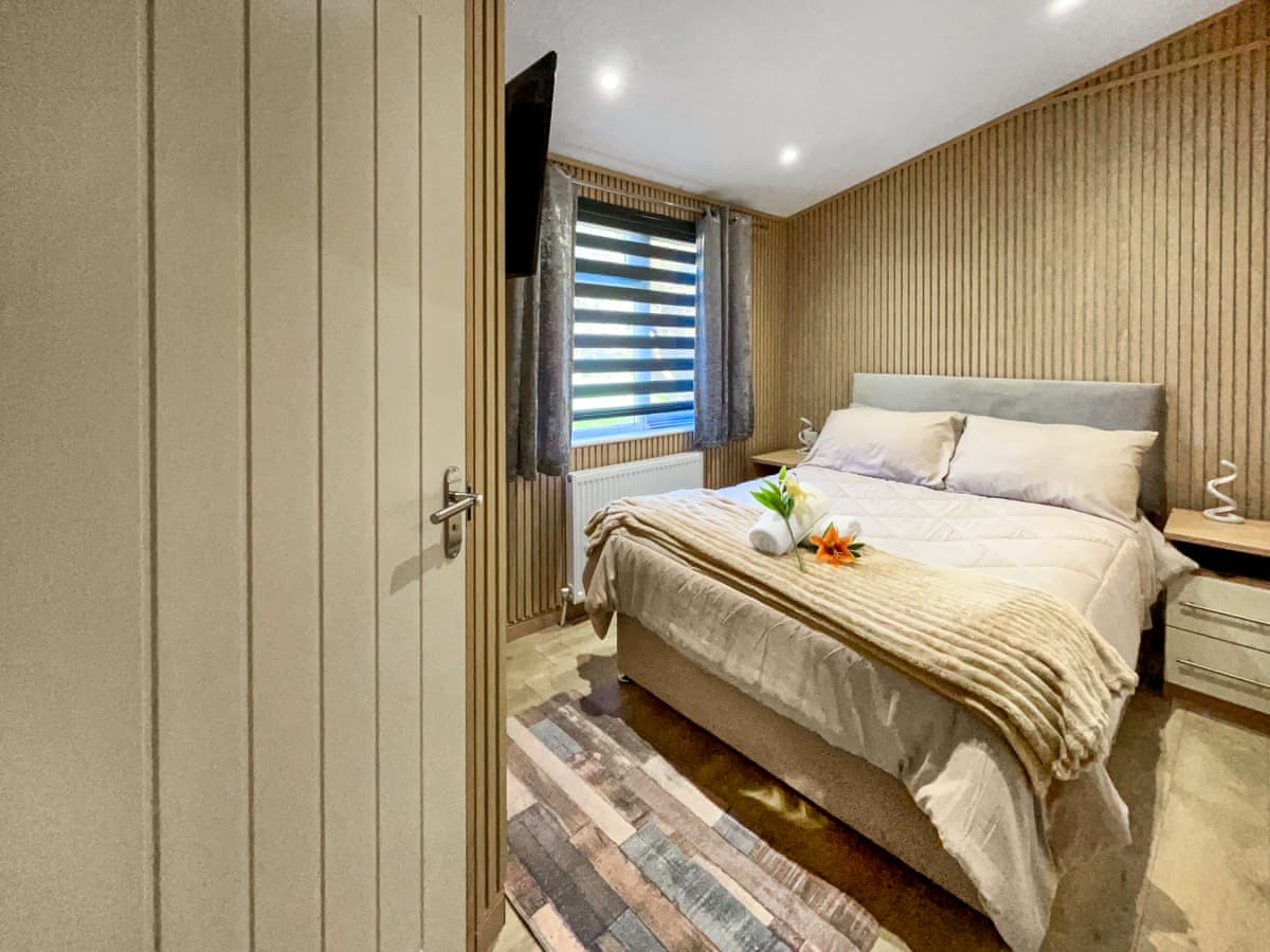 Haven Lodge, listing photograph 9