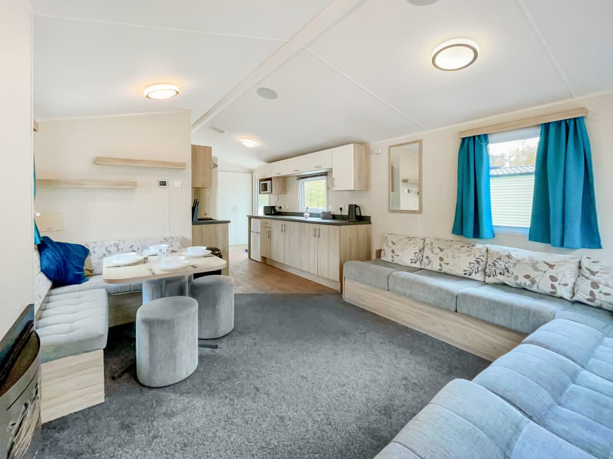 Eskside Lodge, listing photograph 3