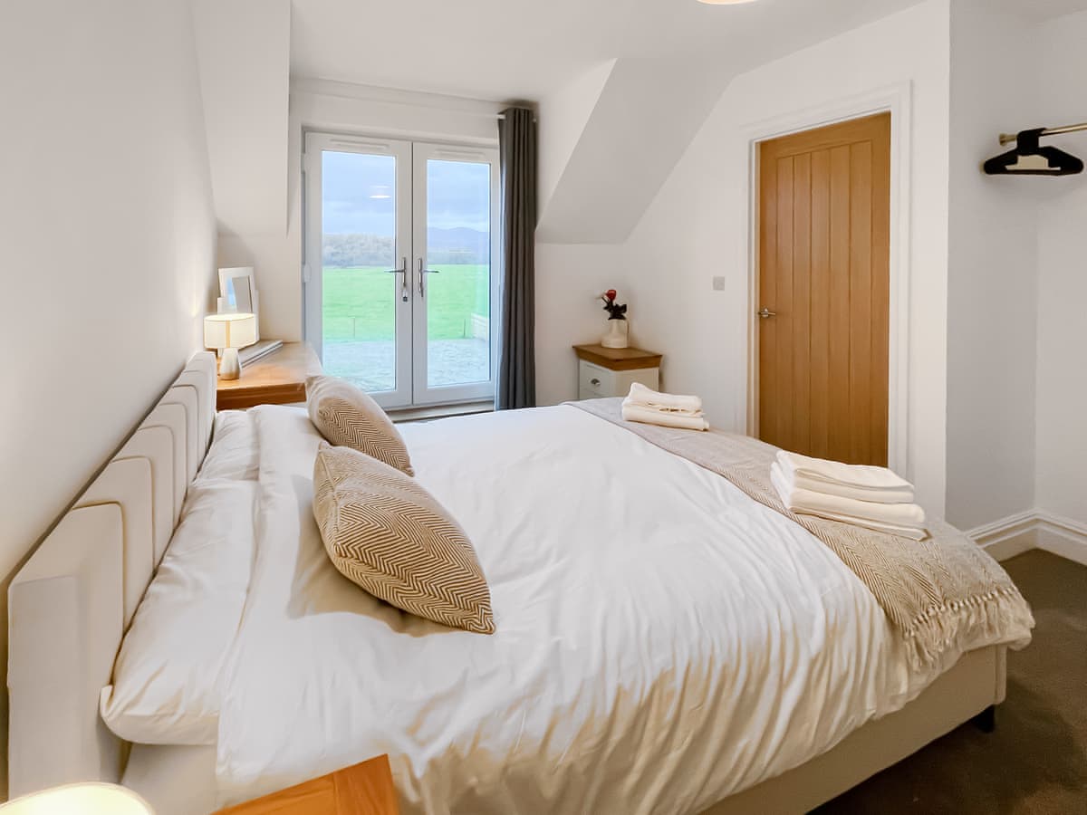 Eriska View, listing photograph 10