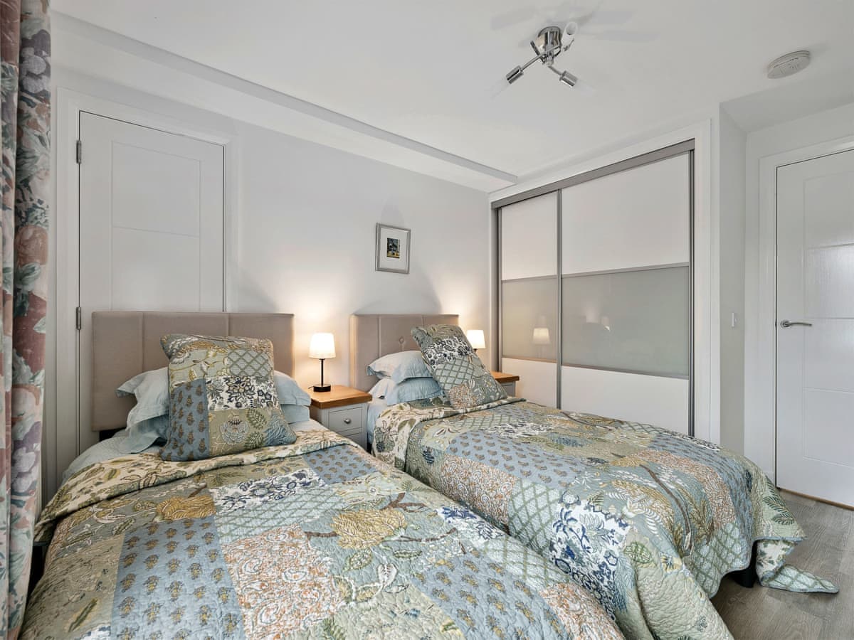 Fernbank Lodge, listing photograph 11