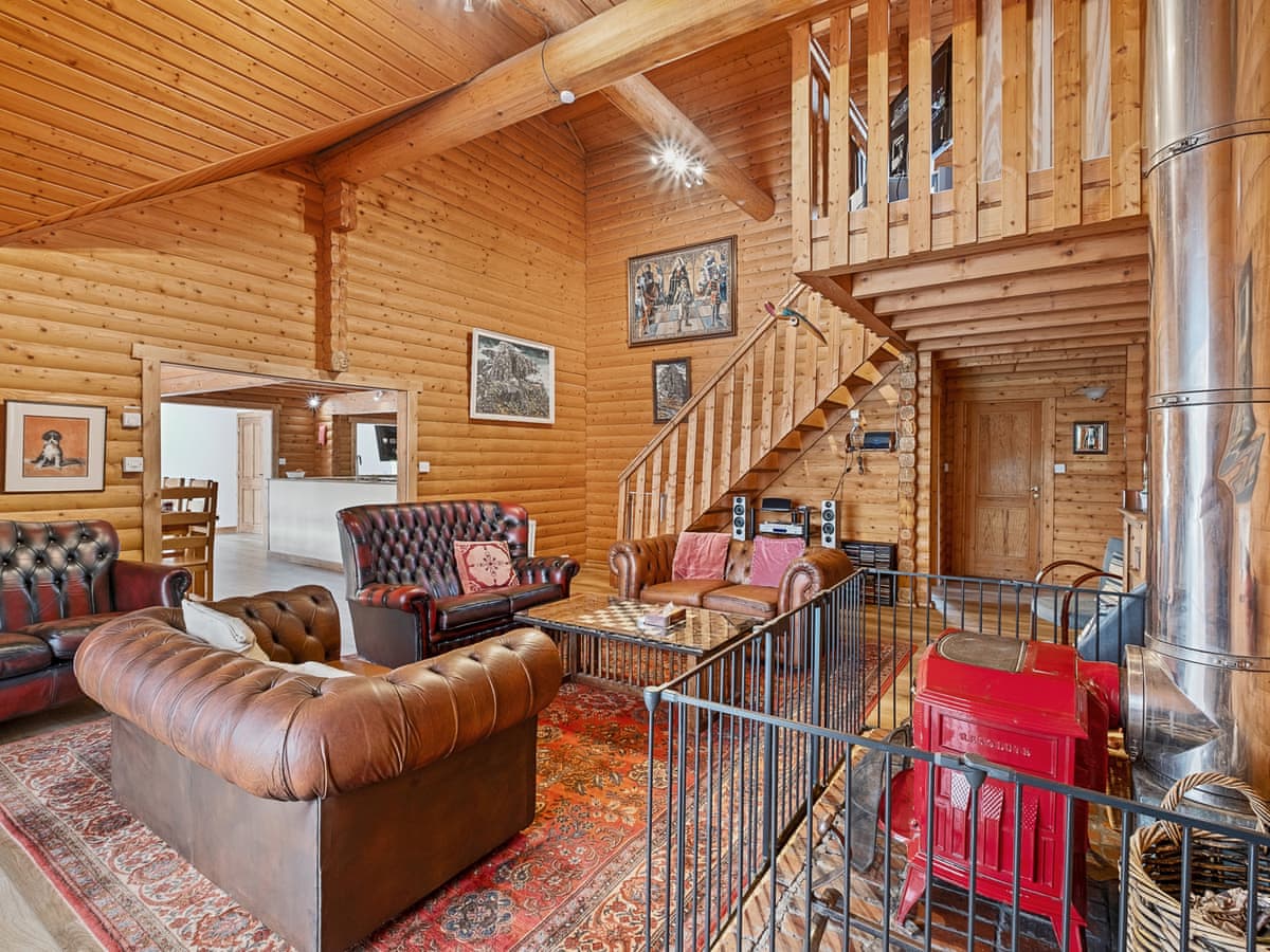 Riverside Lodge, listing photograph 7