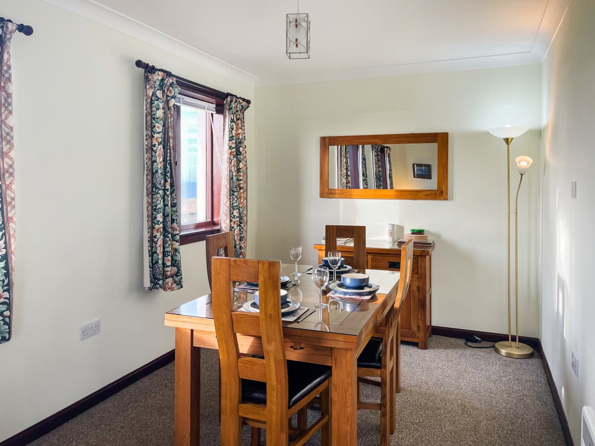 Woodburn Cottage, listing photograph 7