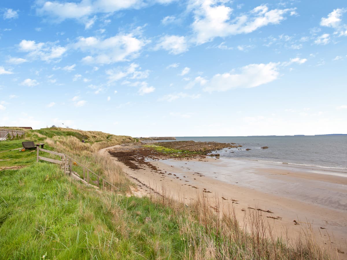 Wee Shore Walk, listing photograph 4