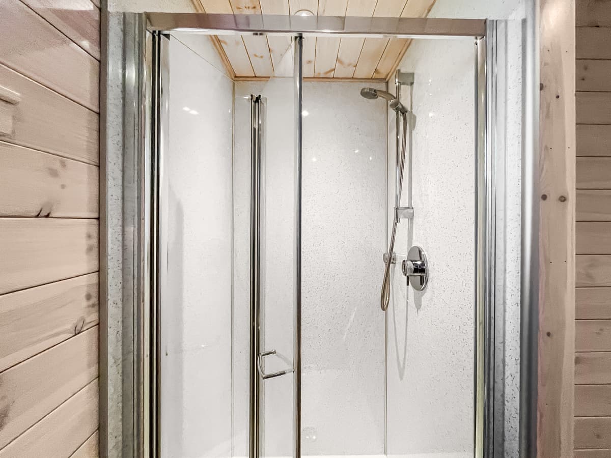 Invernahavon - The Byre, listing photograph 12