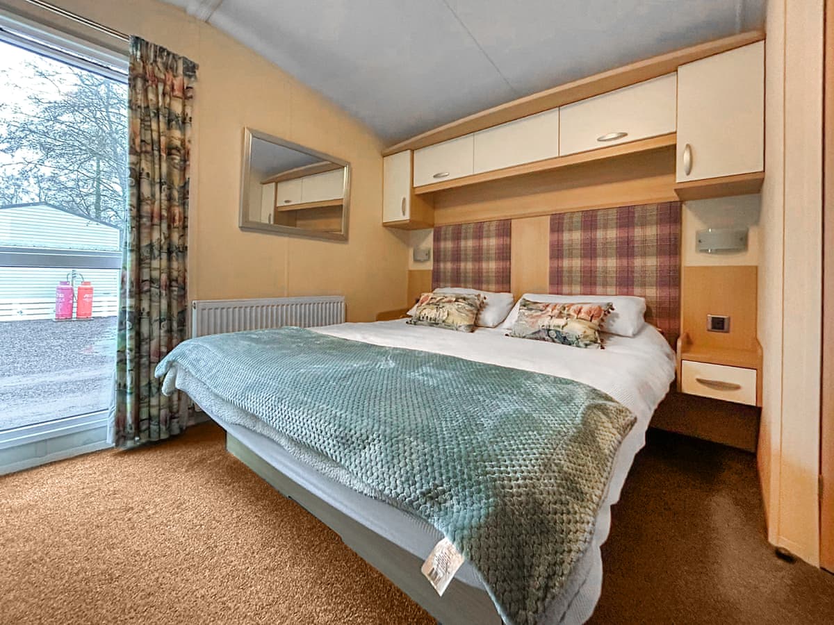 Angus Caravan, listing photograph 9