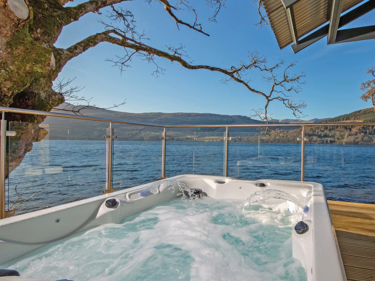 Loch Tay Lodges - Dipper Boathouse, listing photograph 10
