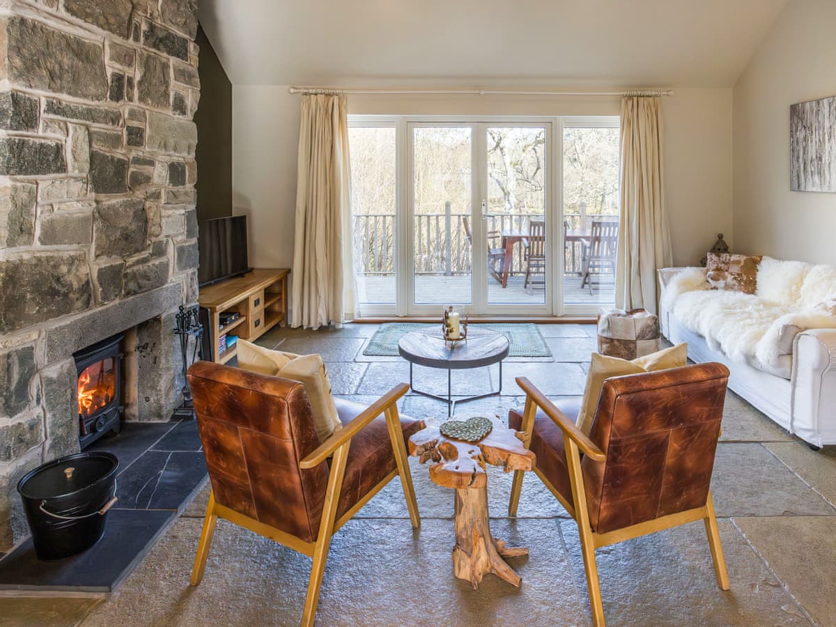 Crianlarich Retreats - Ghillie's Cottage, listing photograph 2