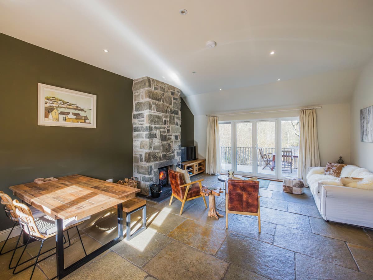 Crianlarich Retreats - Ghillie's Cottage, listing photograph 7