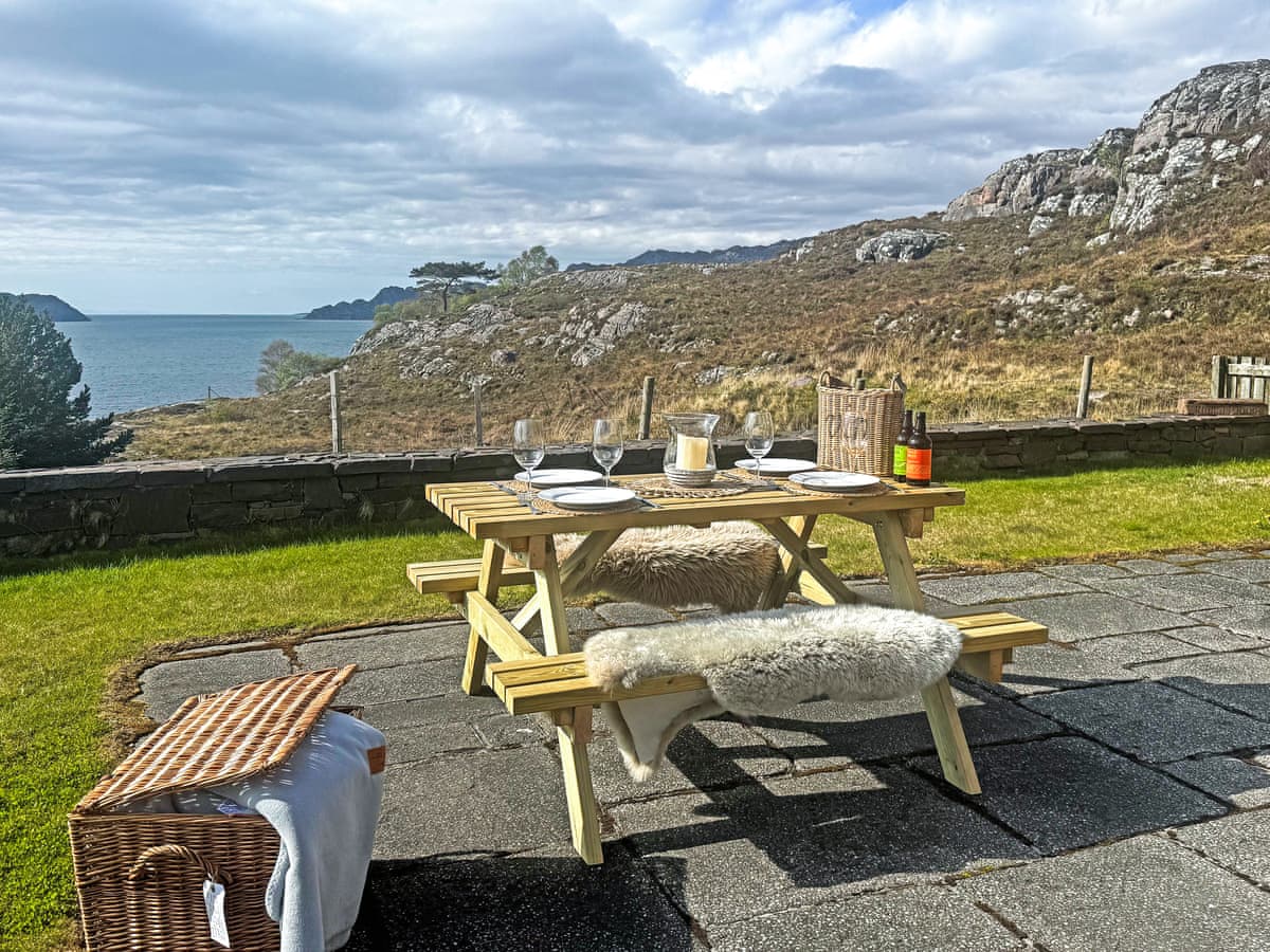 Rubha Lodge, listing photograph 2