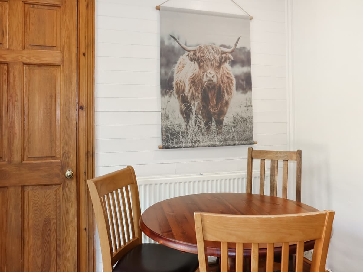 Weaver's Cottage, listing photograph 3