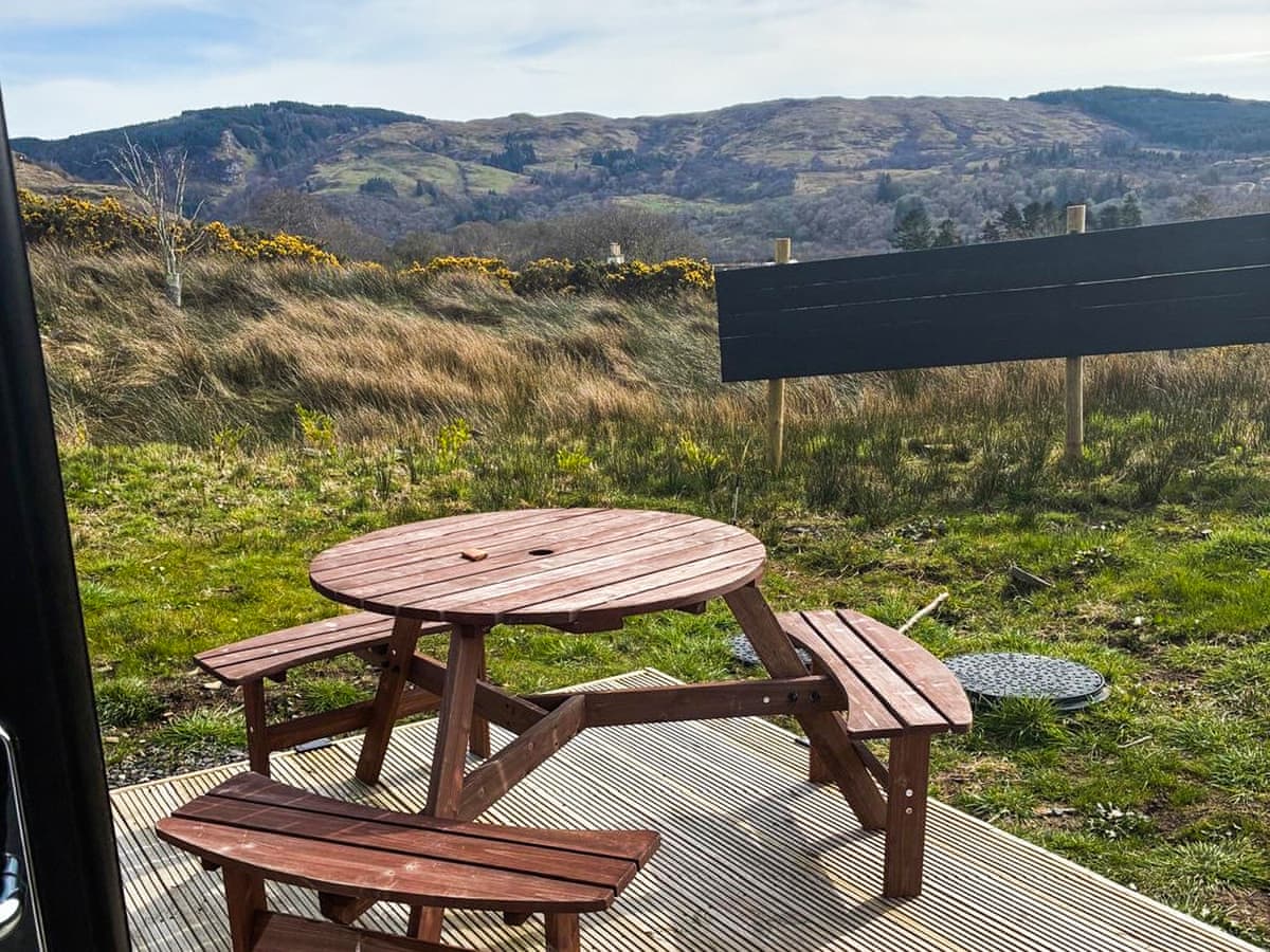 Leraigs Glen Farm Pods - Jura Pod