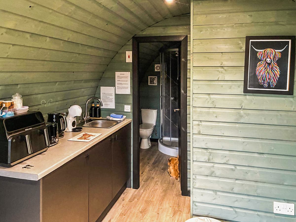 Leraigs Glen Farm Pods - Oban Pod, listing photograph 6