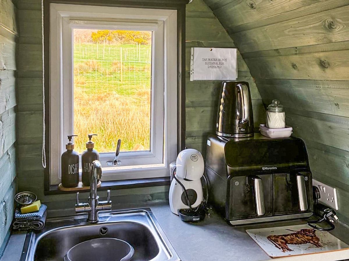Leraigs Glen Farm Pods - Islay Pod, listing photograph 6