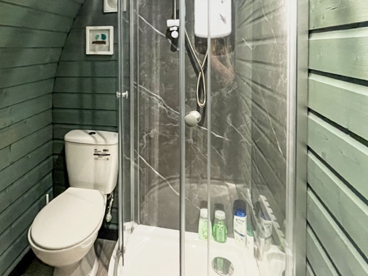 Leraigs Glen Farm Pods - Islay Pod, listing photograph 9