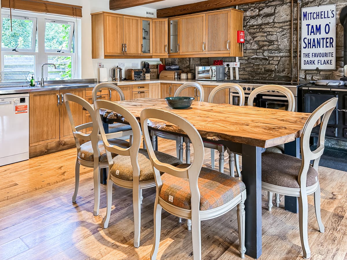 Lochend Chalets - Coach House, listing photograph 3