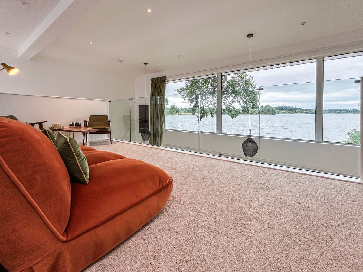 Lochend Chalets - Cormorant, listing photograph 2