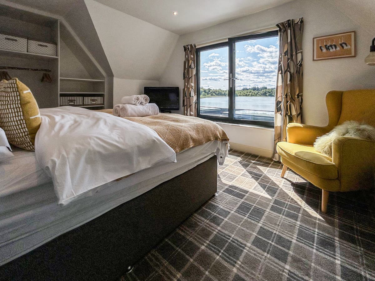 Lochend Chalets - Mallard Lodge, listing photograph 11