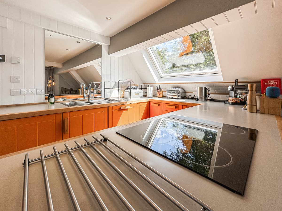 Lochend Chalets - Osprey Lodge, listing photograph 10