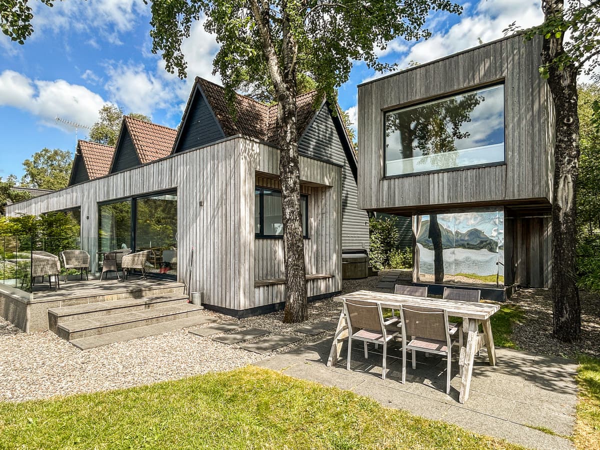 Lochend Chalets - Wigden and The Nest, listing photograph 2