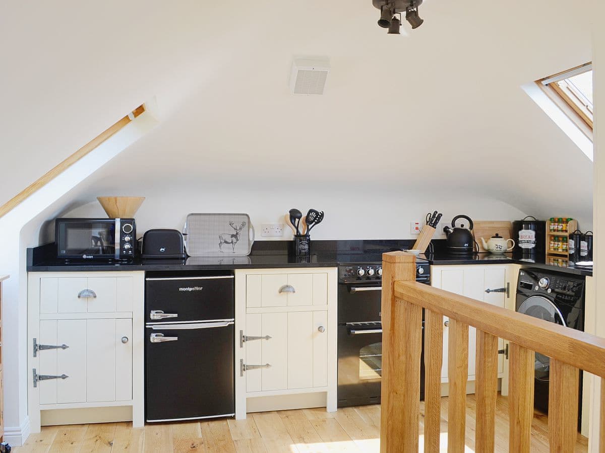 Lakeview Cottages at Mondhui - The Mews, listing photograph 6