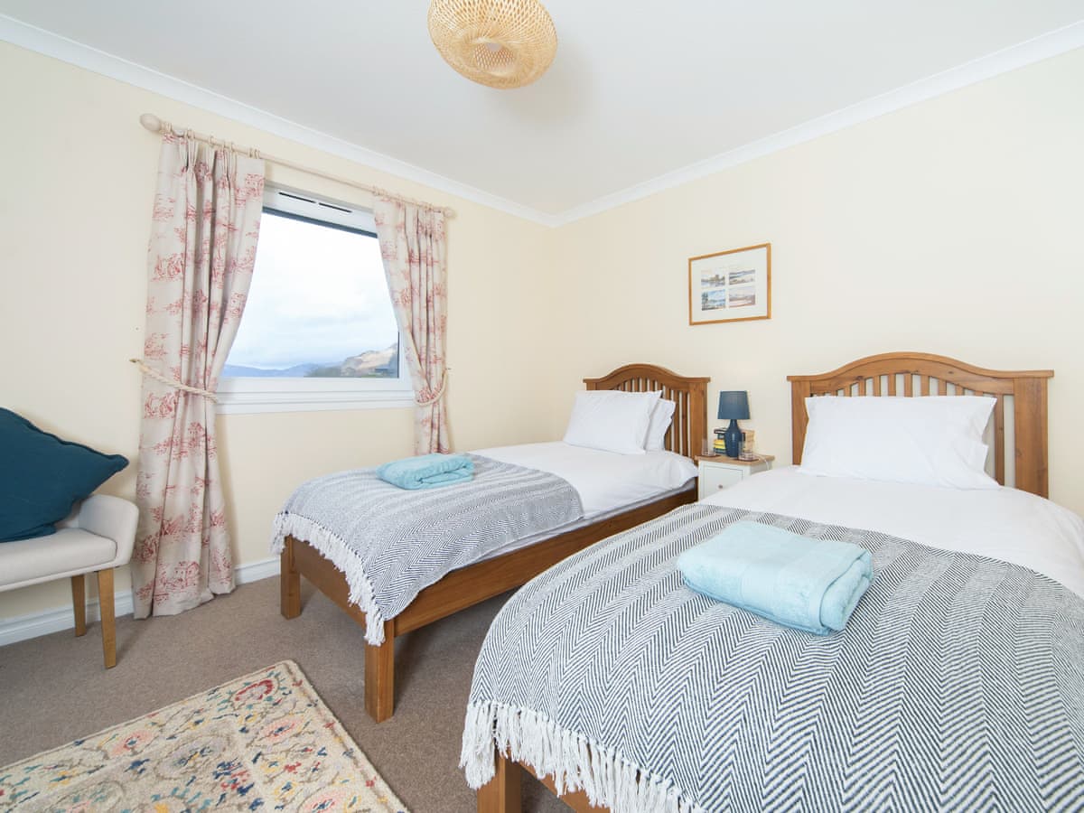 Loch Duich Cottage, listing photograph 9