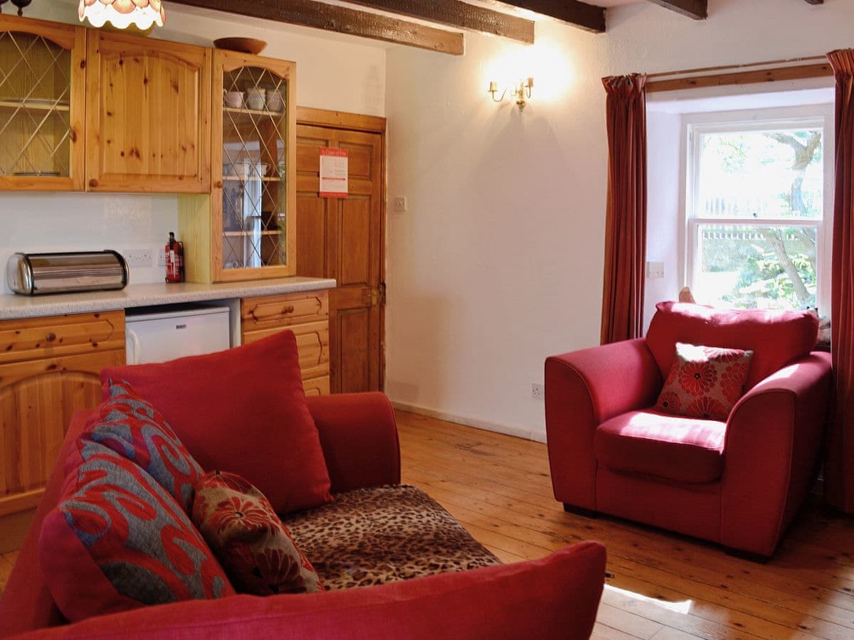 The Cottage, listing photograph 3
