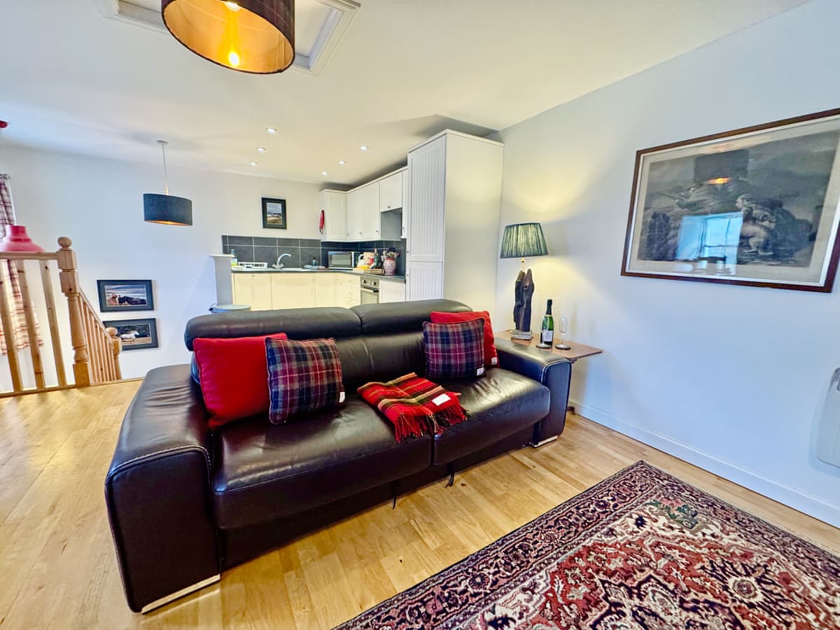 Rispond Estate - The Cottage, listing photograph 2