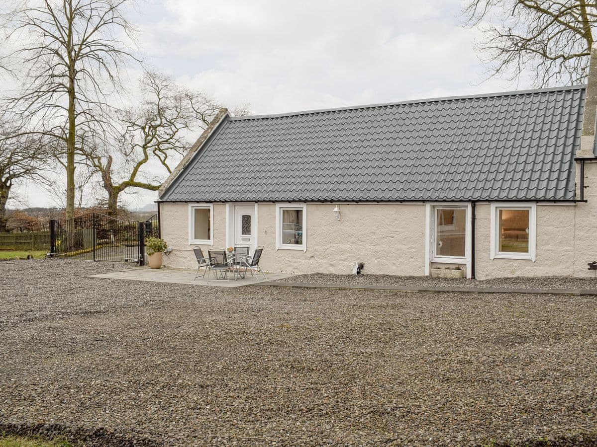 Nether Kinneddar Lodge Cottages - Nether Cottage