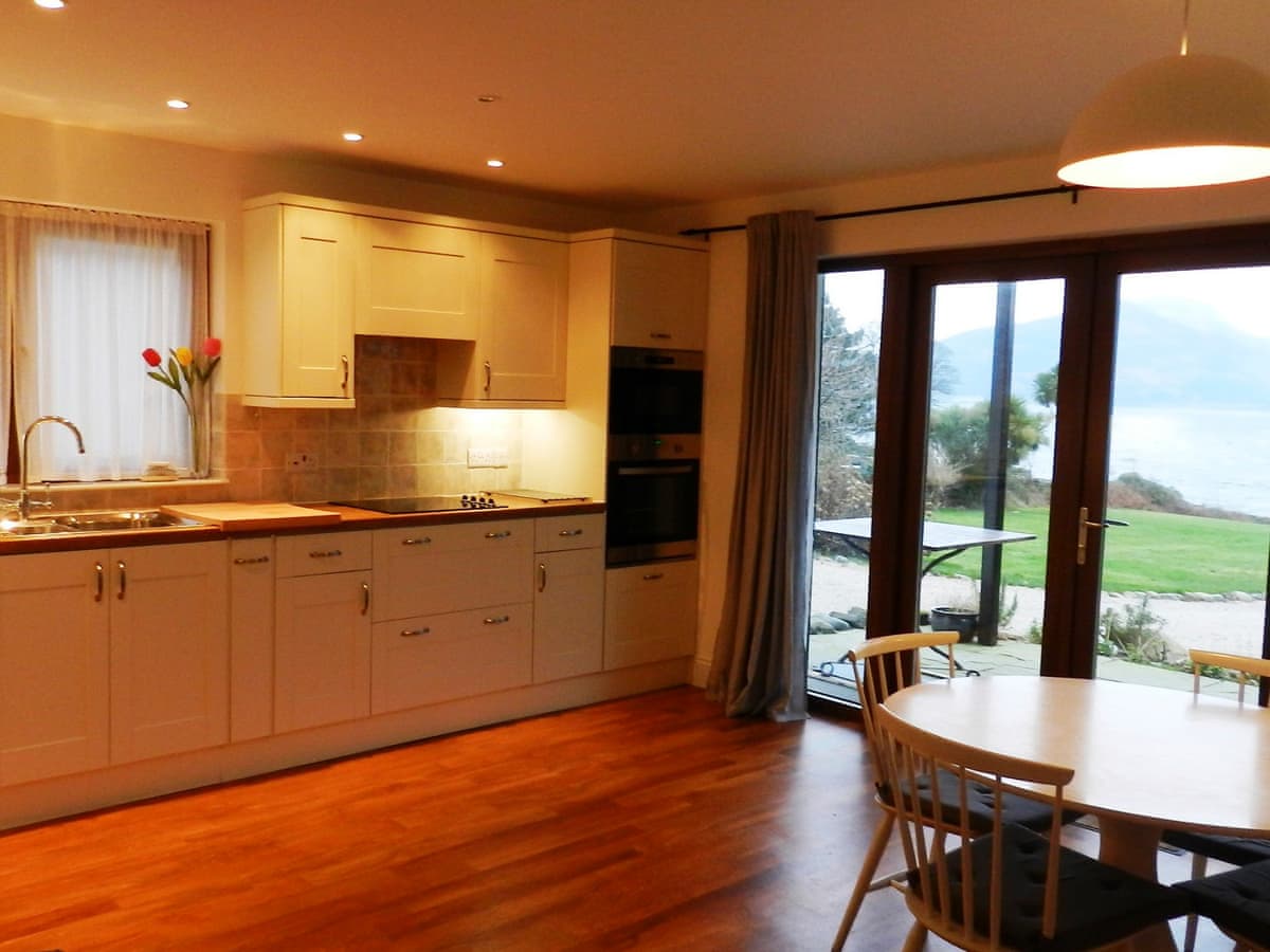 Seaview Cottage, listing photograph 4