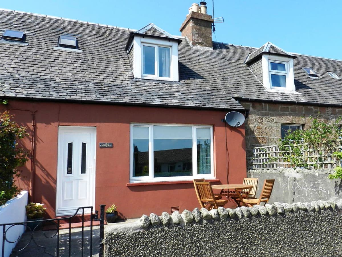 Larkfield, listing photograph 2