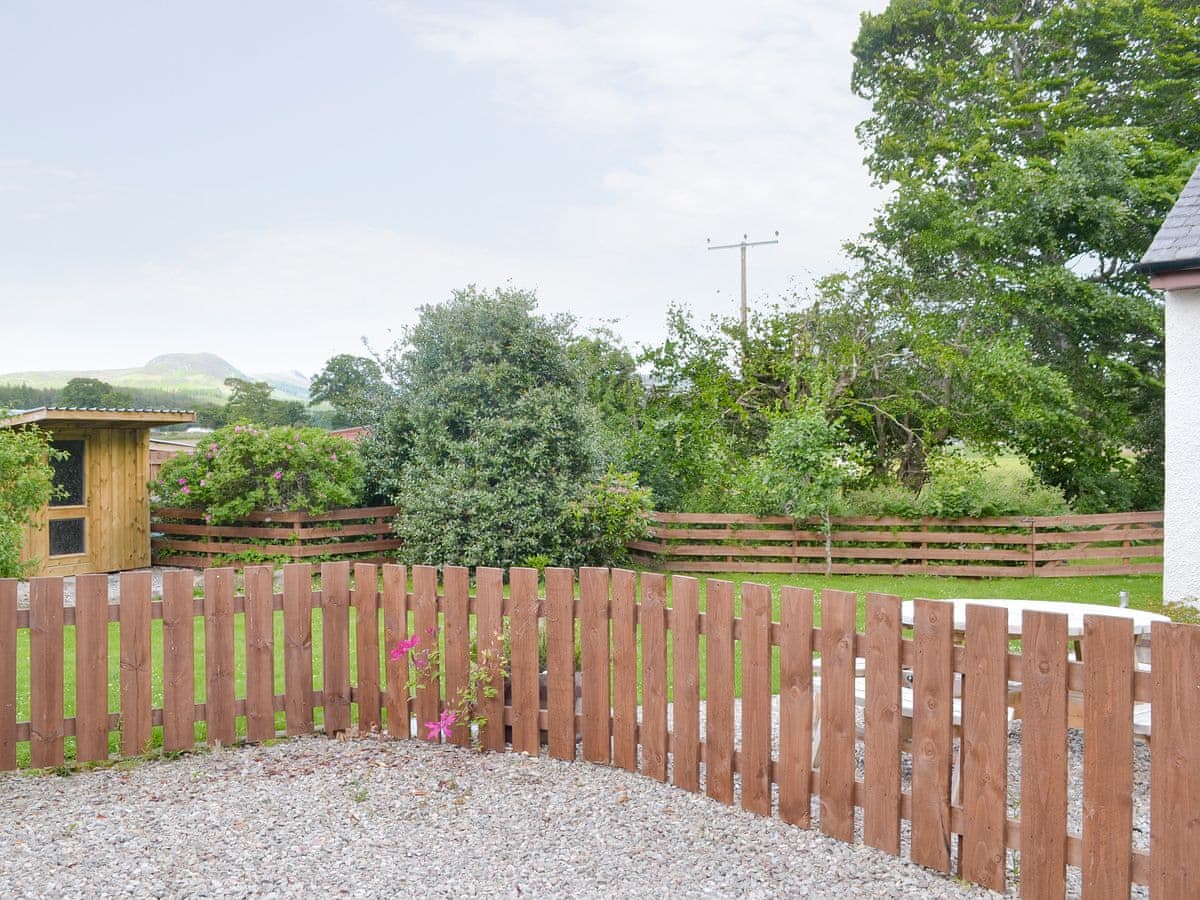North Lodge Gate House, listing photograph 12