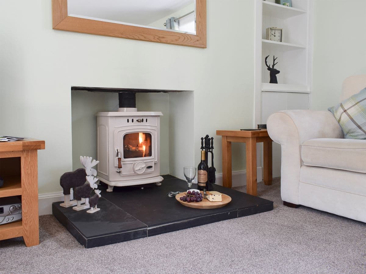 Toad Hall, listing photograph 3