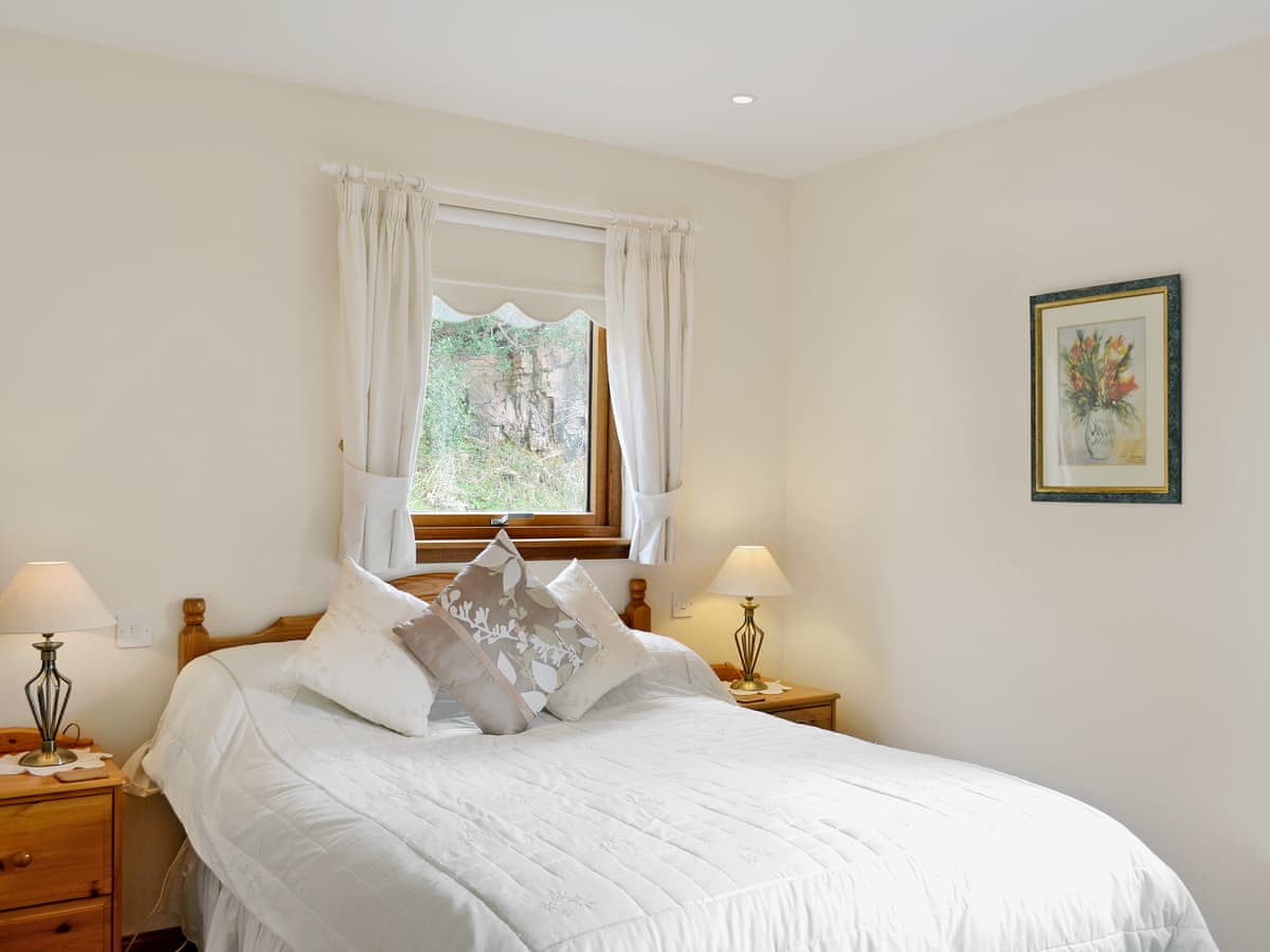 Seaside Cottage, listing photograph 4