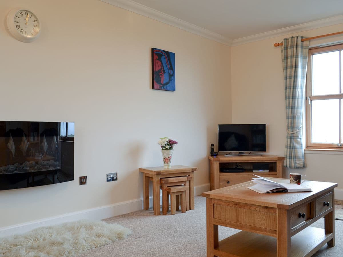 Beith, listing photograph 5