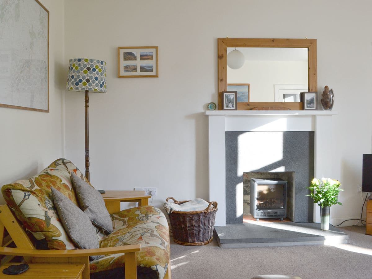 Langside, listing photograph 3