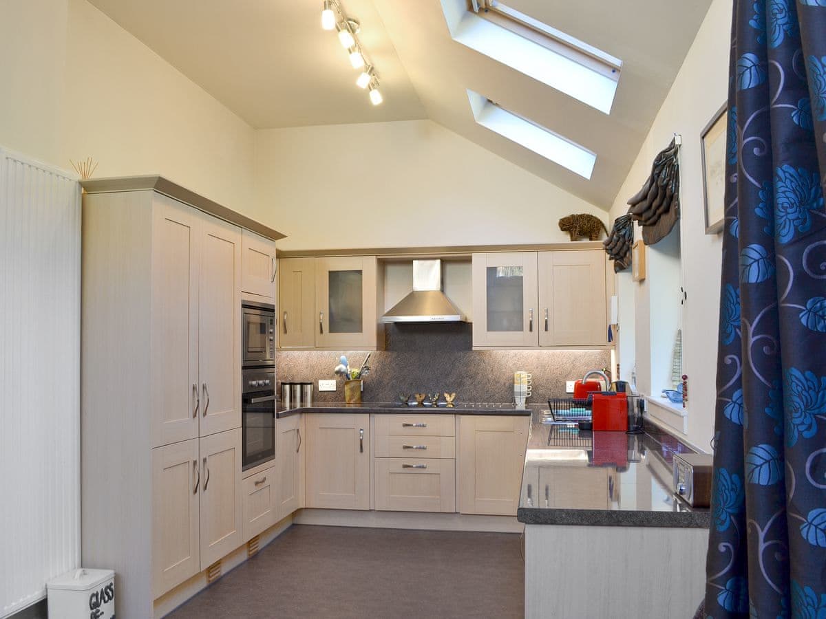Langside, listing photograph 4