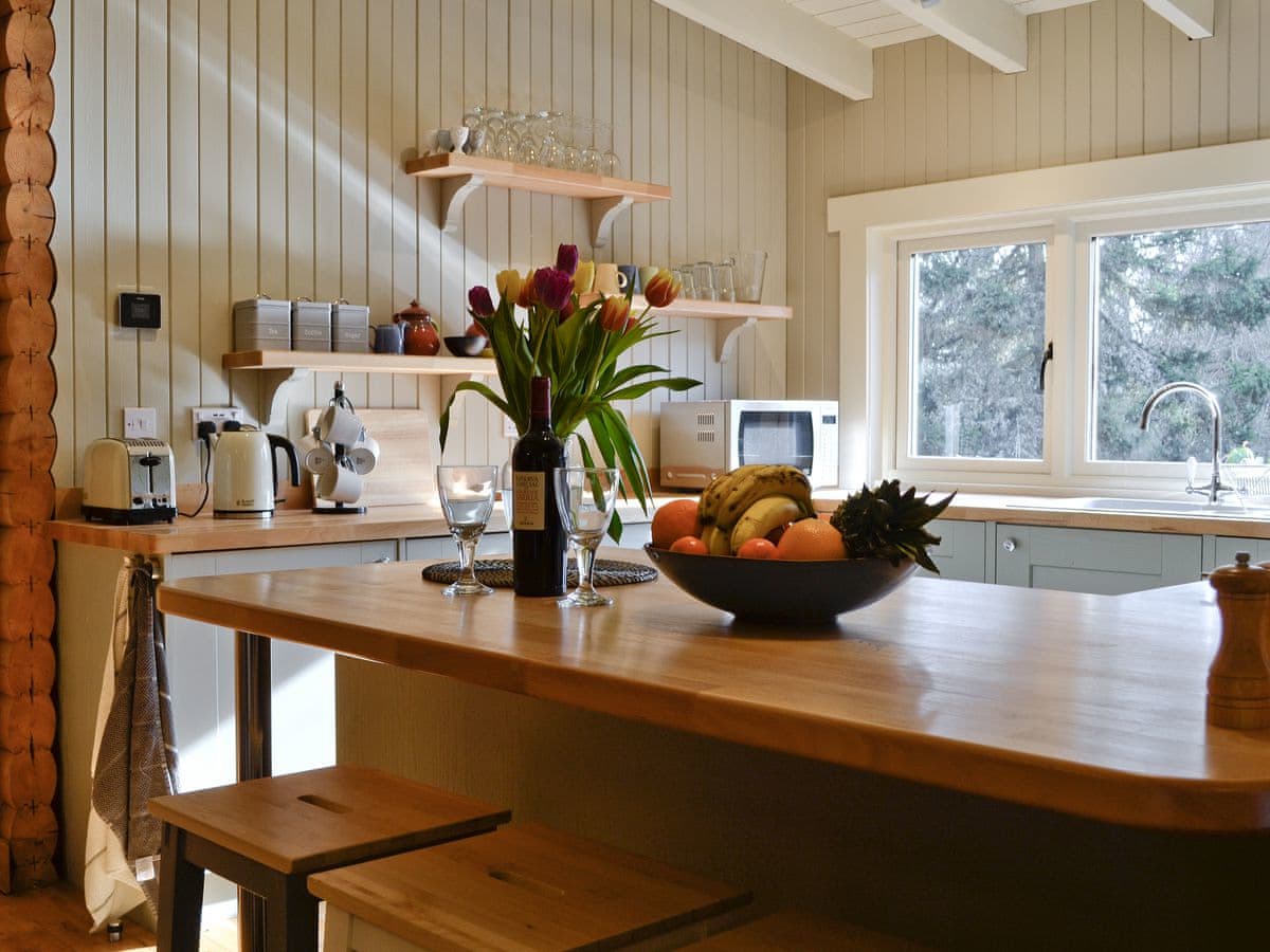 Glen Hideaway, listing photograph 7