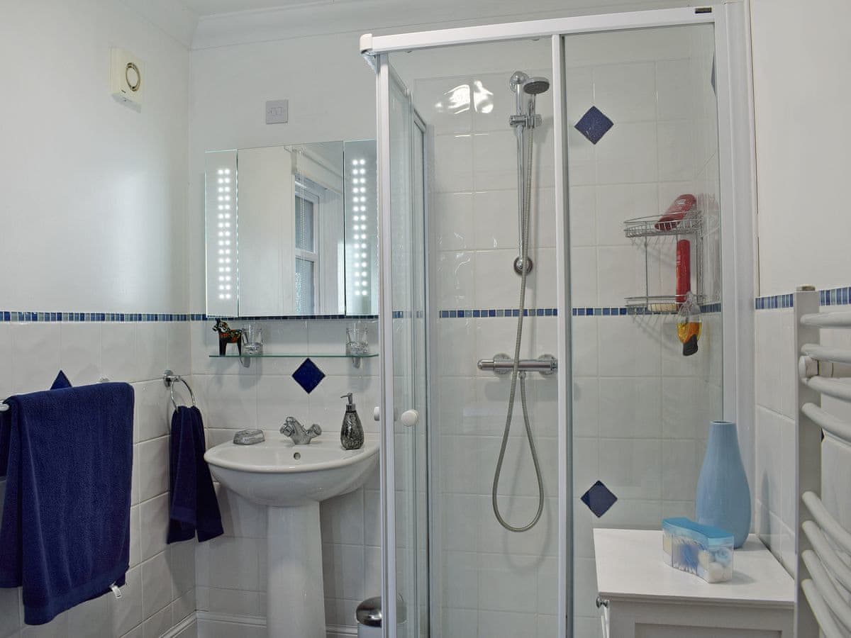 Dream Cottage, listing photograph 8
