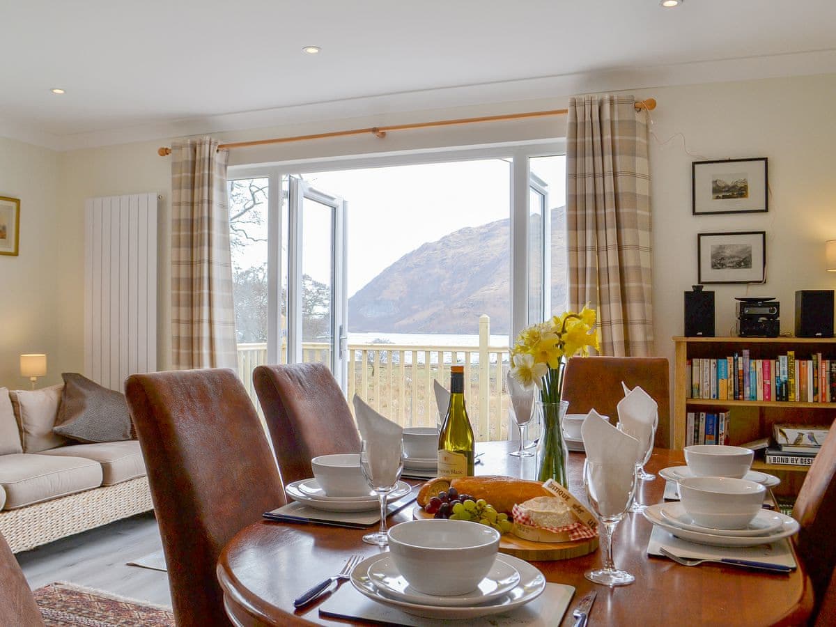 Invernoe Cottage, listing photograph 3
