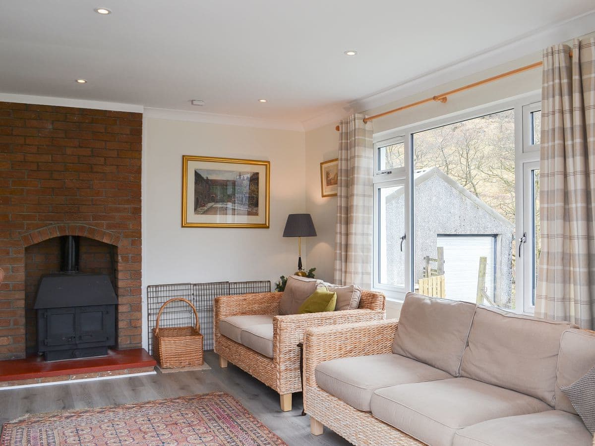 Invernoe Cottage, listing photograph 5