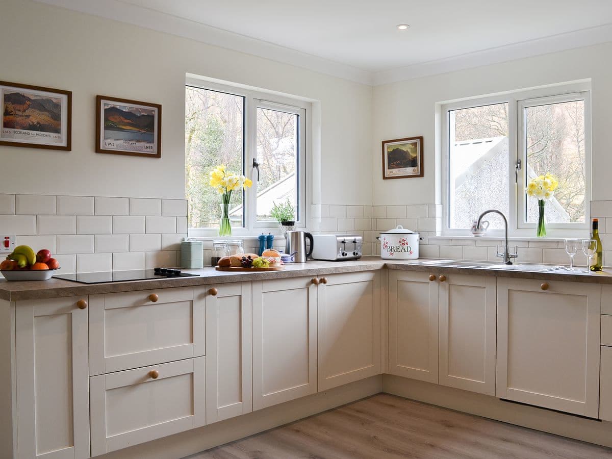 Invernoe Cottage, listing photograph 6